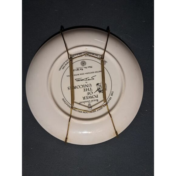 Franklin Mint Ltd Edition Royal Doulton Bone China "Power of the Unicorns" Plate - Picture 3 of 7